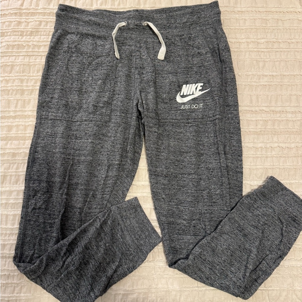 Nike grey sweatpants